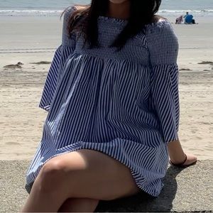 Blue pin strip / off shoulder / blouse / top / summer / cool / small